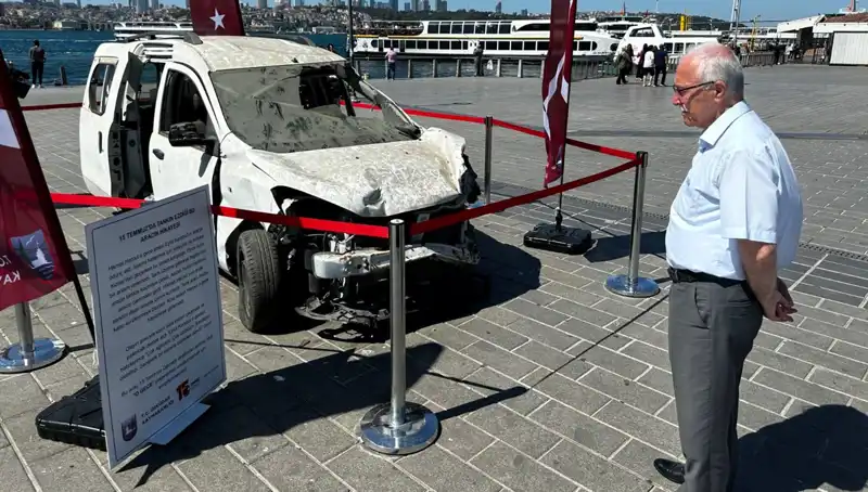 15 Temmuz Darbe Girişiminin İzleri: Tanklar Altında Kalan Araçlar Sergiye Çıktı