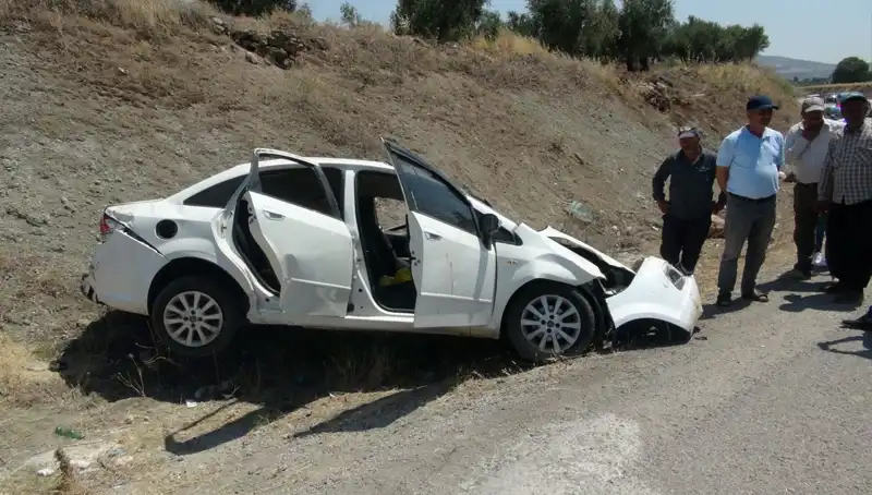 Kilis’te Otomobil Kazası: Feci Çarpışmada Yaralılar Var!