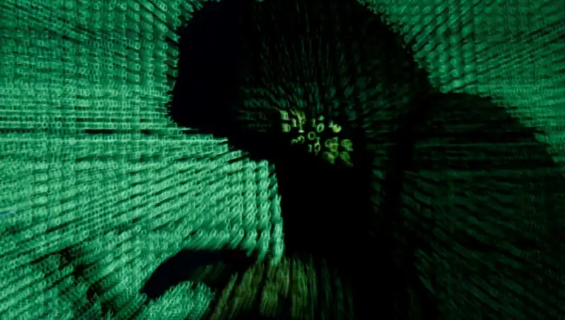 Siber Elfler Kremlin’e Karşı: Hacker Değil, Araştırmacıyız!