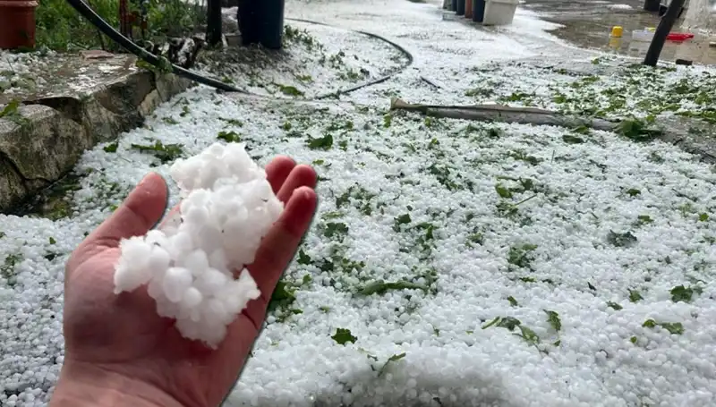 Haziran Ayında Yaşanan Dolu Olayı Kentleri Beyaza Bürüdü
