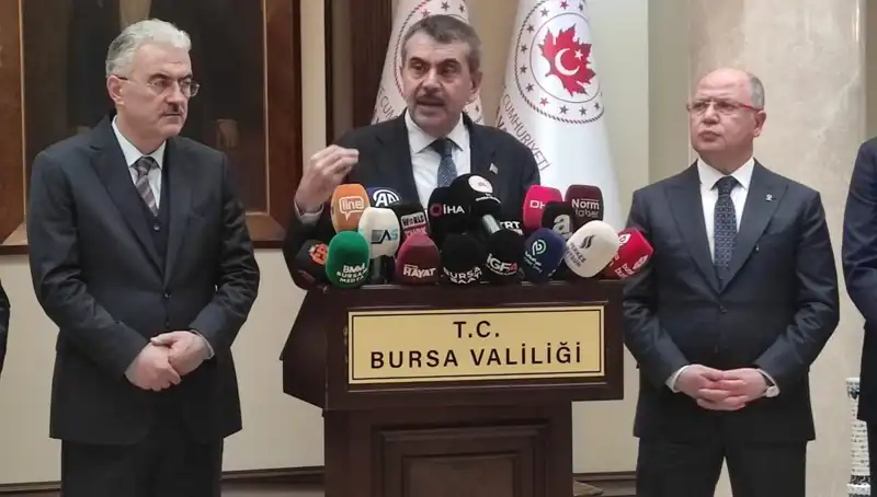 İş Dünyası Sarsıldı: Bakan Tekin Protesto Katılımcılarına Yaptırım Uyarısında Bulundu