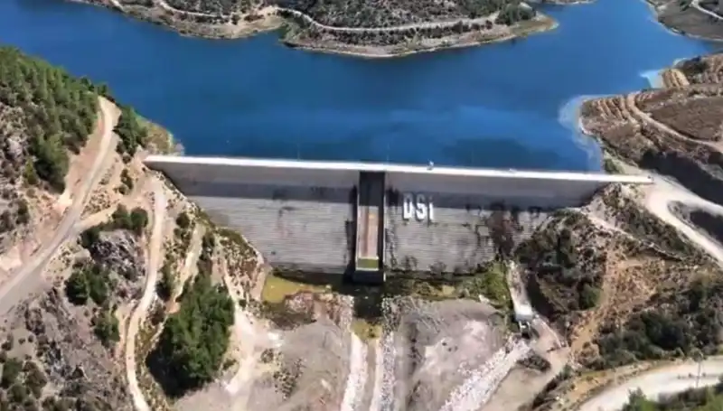 Çeşme’nin Uzun Süredir Beklenen Su Hasreti Sonunda Bitiyor!