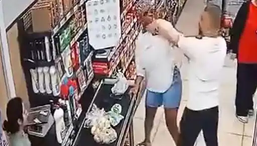 Market Kasa Sırasında Yaşanan Olay Herkesin Dikkatini Çekti