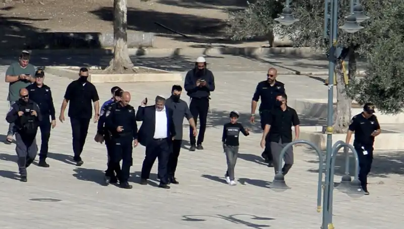 Mescid-i Aksa’ya Yapılan Baskınlar: İsrailli Bakandan Sarsıcı Açıklamalar