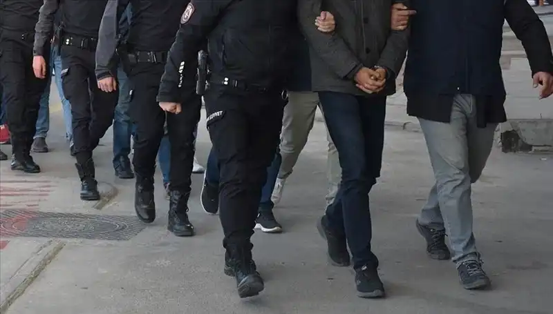 Ankara Merkezli DAEŞ Operasyonu: 27 Gözaltı Kararı ile Güvenlik Önlemleri Artıyor