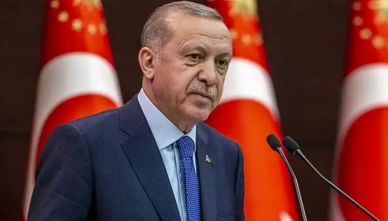 Erdoğan, Barış Diplomasisiyle Türkiye'yi Güçlendirmeye Devam Ediyor