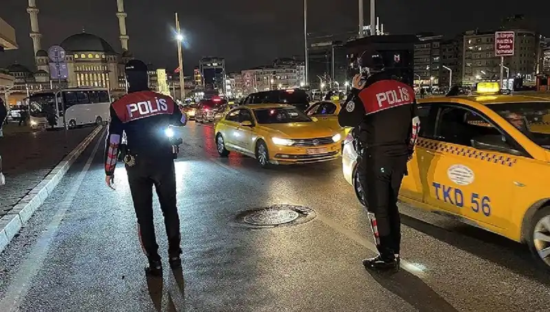 Huzur İstanbul Operasyonunda 873 Kişi Gözaltına Alındı!