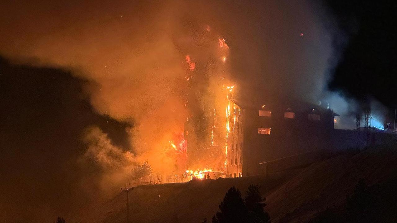 Kartalkaya'da Otel Yangınında 6 Ölü, 31 Yaralı