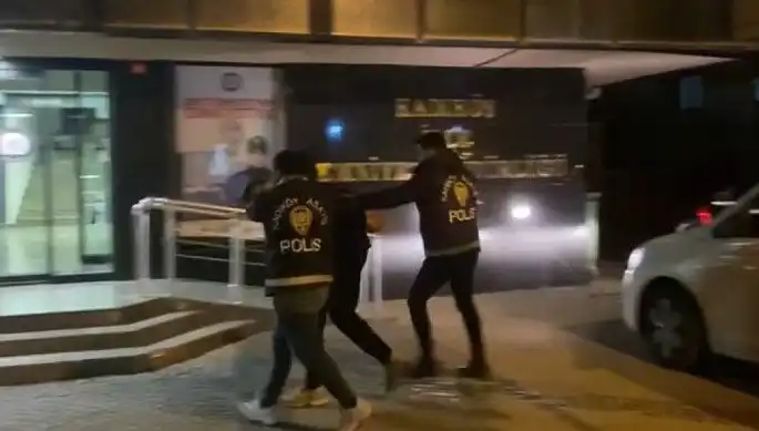 Galatasaray Taraftarını Silahla Yaralayan Zanlı Yakaladı, Şok Ayrıntılar Ortaya Çıktı!