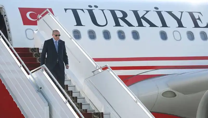 Cumhurbaşkanı Erdoğan İstanbul'a Dönerken İtalya'daki Temaslarını Değerlendirdi