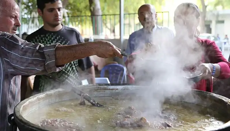 Gadir-i Hum Bayramı: Anlamı, Geleneği ve Kutlama Mesajları