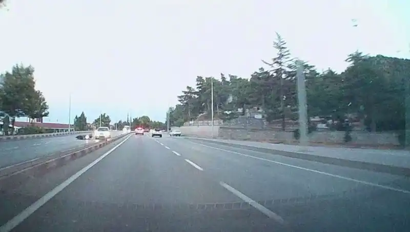Otomobil ve Motosiklet Çarpıştı: Kaza Sırasında Yaralanan Kişinin Durumu Ciddi