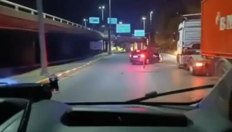 İstanbul'da Tarihi Kaçakçılık Operasyonu: 36 Milyon TL'lik Ürünler Ele Geçirildi