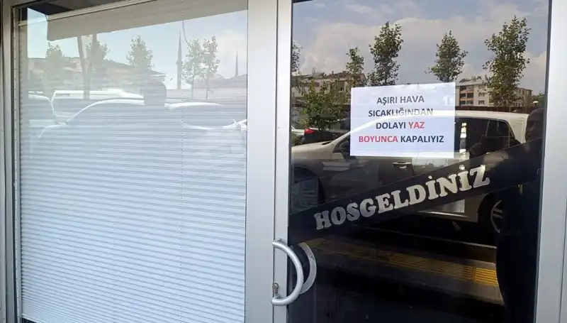 Afrika Sıcakları, Esnafı Yaz Boyunca Dükkanlarını Kapamak Zorunda Bıraktı