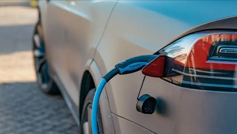 Elektrikli Araç Satışlarındaki Düşüş: Tüketiciler Neden Vazgeçiyor?