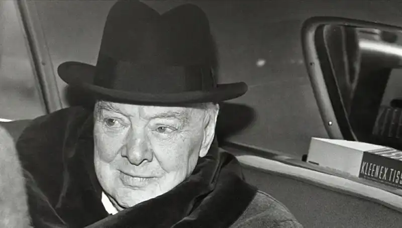 Tarihi Churchill’in Bekar Evi, 3.75 Milyon Sterline Satışta!