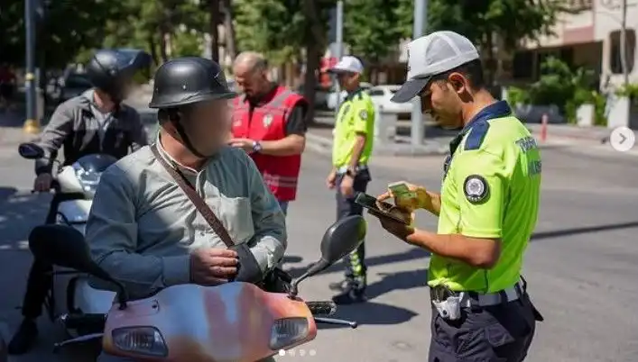 Isparta'da Trafik Denetimleri: Güvenliğinizi Sağlamak İçin Yeni Önlemler Alındı